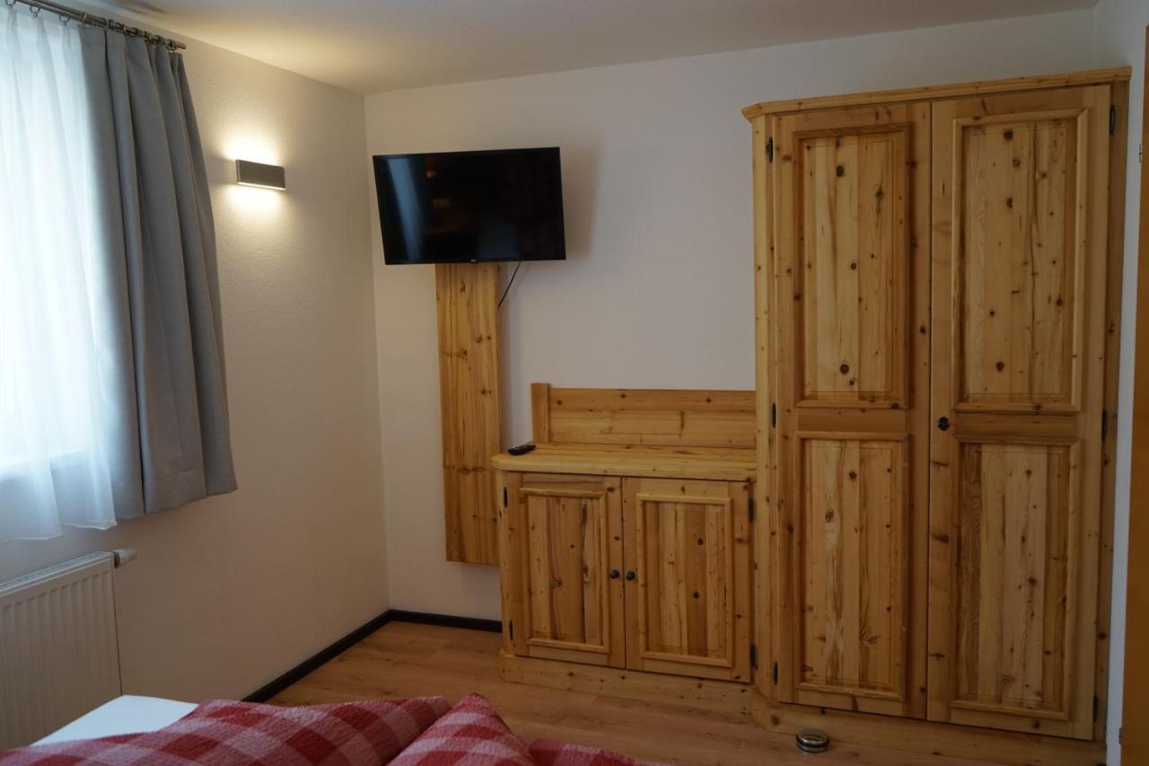 Apartement Huko Fügen Exteriör bild