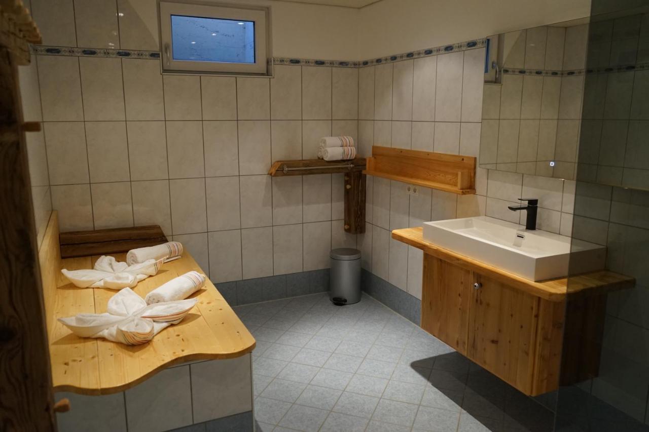 Apartement Huko Fügen Exteriör bild